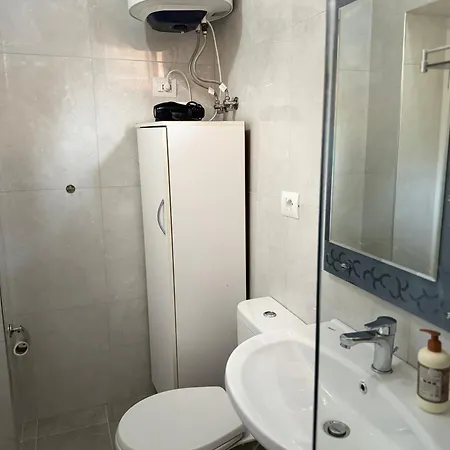 Amazing Getaway In Apartment Tirana